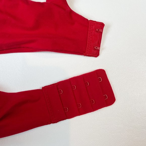 NWOT Victoria's Secret Bra 32DD Body By Victoria Lined Perfect Coverage Red Lace - Picture 5 of 7